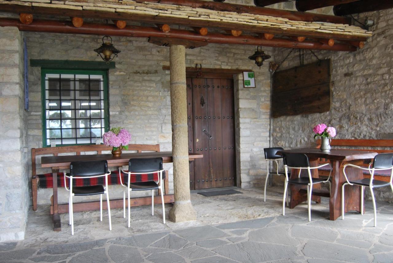Tritoxo Guesthouse Koukkouli Luaran gambar